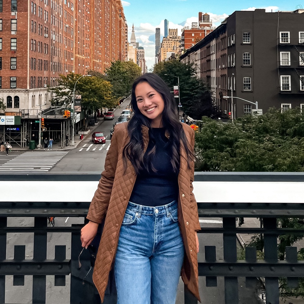 Meet your Posher, Emily